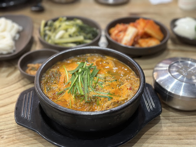 고향옥얼큰순대국 인계점 - 수원시