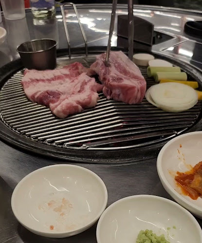 제주산숯불구이 함덕 흑돼지 한우 Black Pork Jeju Beef and Chicken