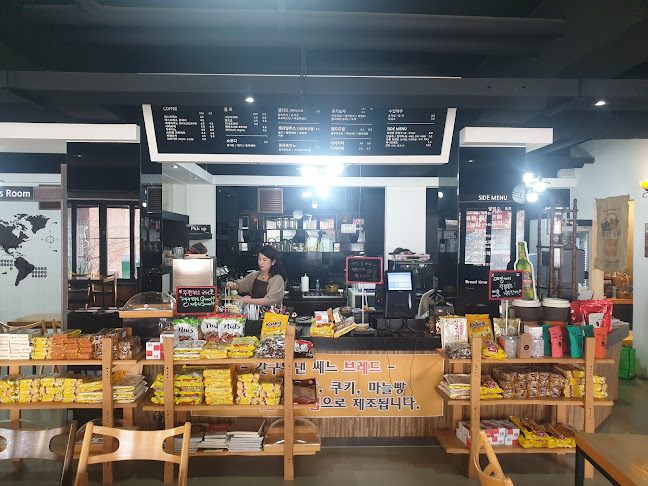 Opinii despre 쎄느 în 태백시 - 외식업