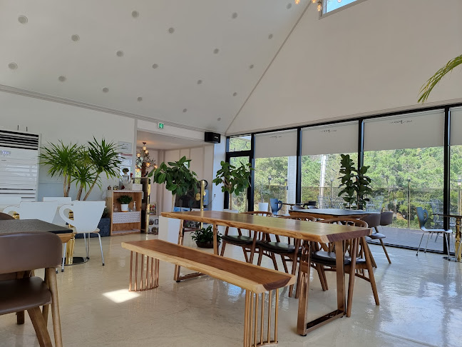 Opinii despre 카페 이디엘 în 나주시 - 외식업