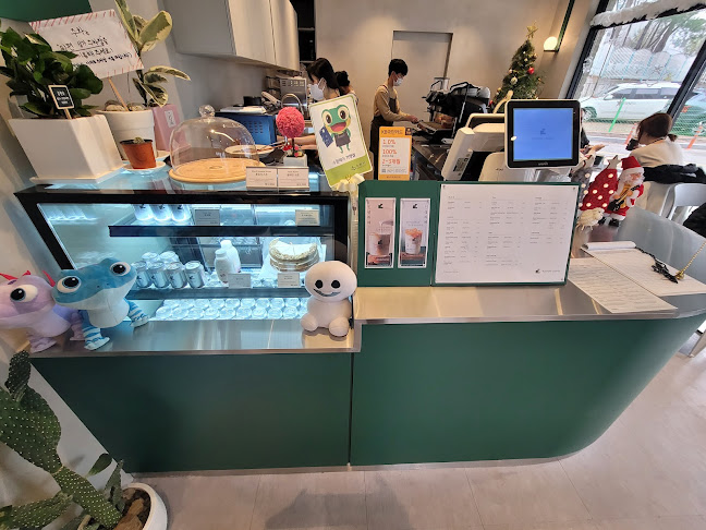 커스텀 커피 망포점 - 외식업