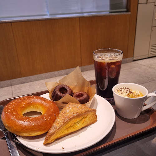 Opinii despre 랩오브파리바게뜨 în 성남시 - 외식업