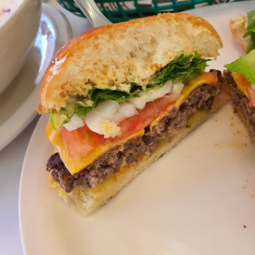 하이파이브 아메리칸 다이너 - 창원시