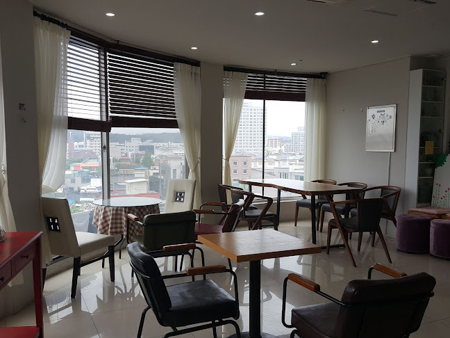 Opinii despre 팔봉제빵점 în 청주시 - 외식업