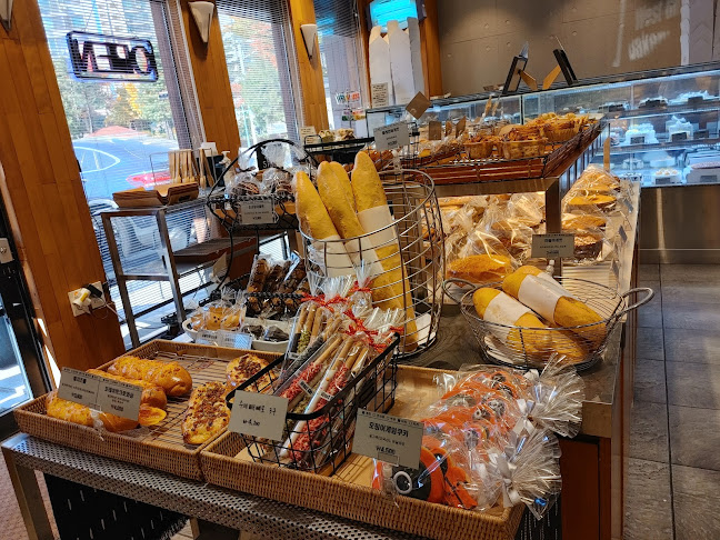 Comentarii opinii despre 웨스트진베이커리 본점