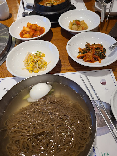 감악산 숯불갈비 - 외식업