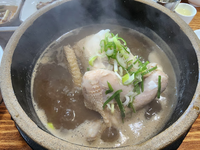 Opinii despre 청송영계삼계탕 în 남구 - 외식업