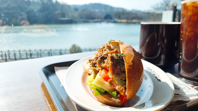 엔제리너스 진주금호못점