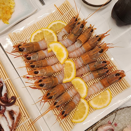 Comentarii opinii despre 성산포자연산회센타