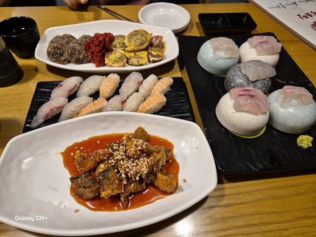 Opinii despre 속초항 în 구리시 - 외식업