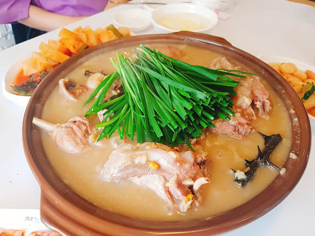 Opinii despre 청계누룽지백숙 în 의왕시 - 외식업