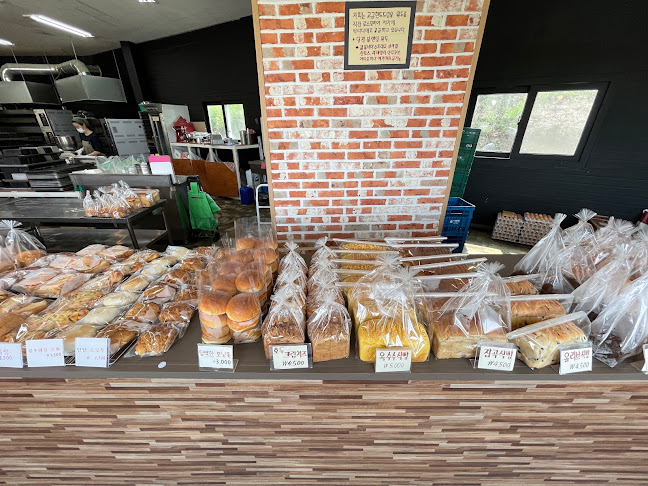 Opinii despre 수제빵연구소 în 천안시 - 외식업