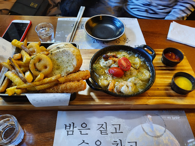 지금보고싶다 수원인계점