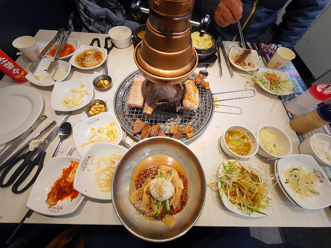 명륜진사갈비 고양관산점 - 외식업