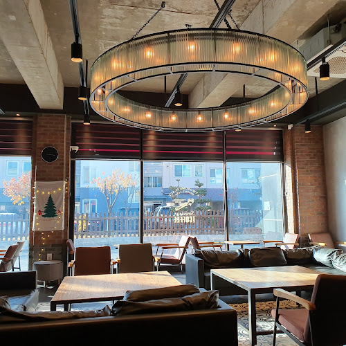 투썸플레이스온천사거리점 - 외식업