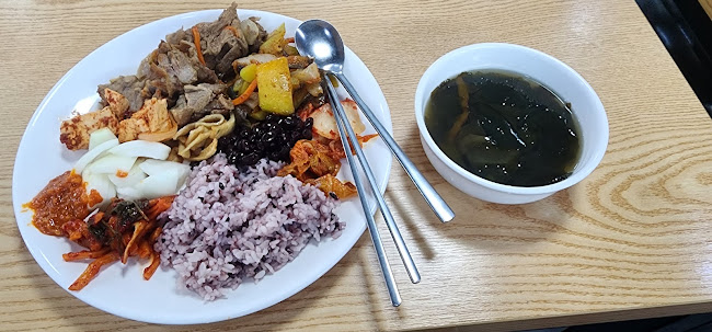 Opinii despre 미담 한식뷔페 în 고양시 - 외식업