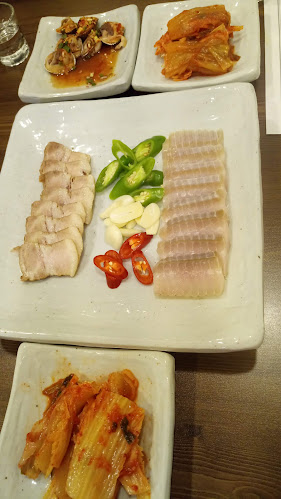 경기도 수원시 영통구 매영로 412 1층