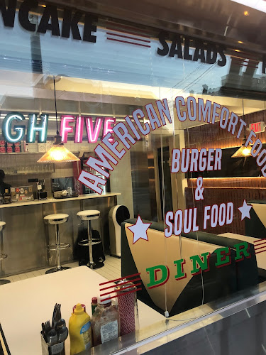 하이파이브 아메리칸 다이너