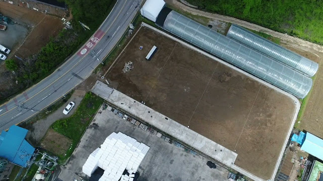 Opinii despre 소담굴밥집 în 아산시 - 외식업