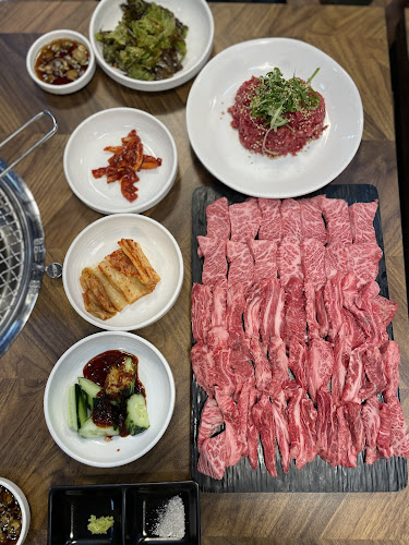 강남한우식육식당영천점