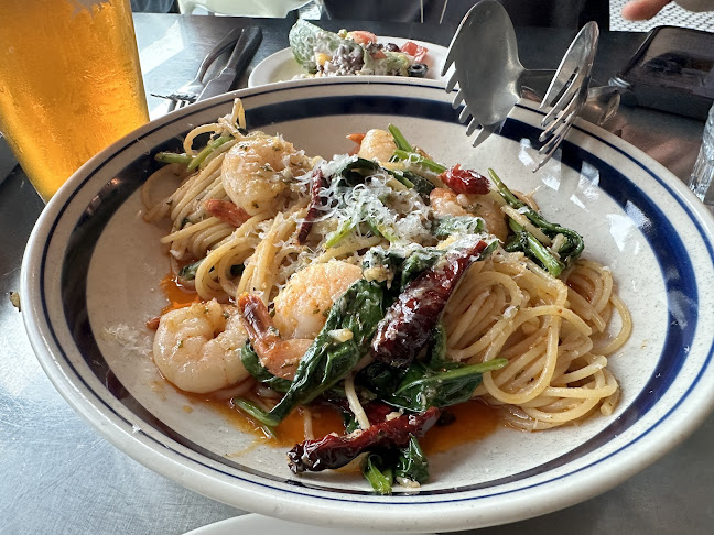 Opinii despre 라디오베이 în 성남시 - 외식업