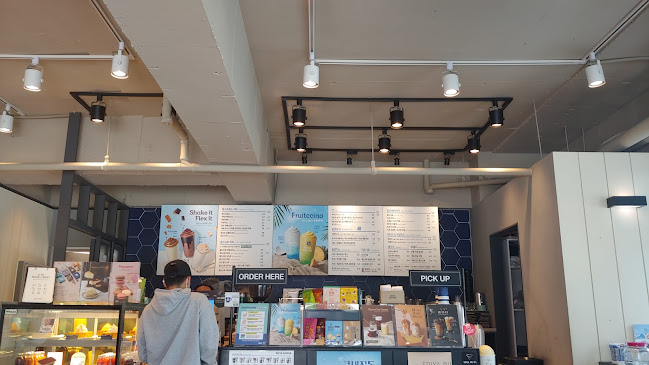 Opinii despre 이디야커피 춘천장학점 în 춘천시 - 외식업