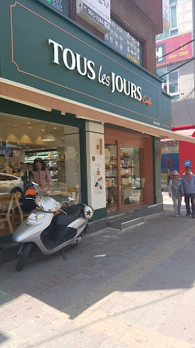 Opinii despre 뚜레쥬르 가능역점 în 의정부시 - 외식업