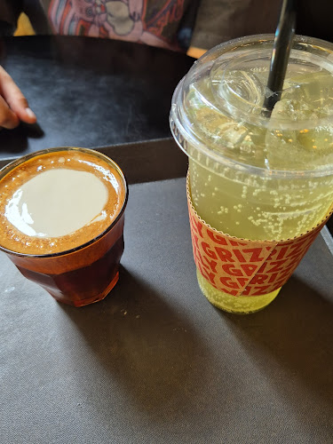 Comentarii opinii despre 그리즐리커피