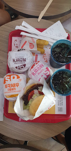 Opinii despre 롯데리아 안산상록수점 în 안산시 - 외식업