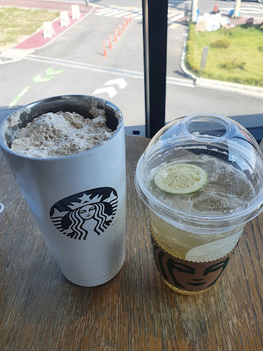 Opinii despre 스타벅스 일산풍동DT점 în 고양시 - 외식업