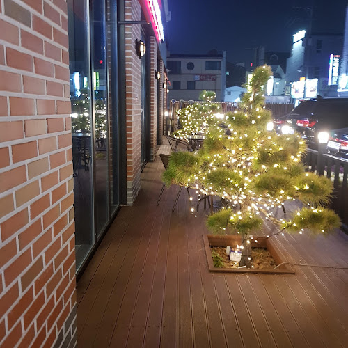 투썸플레이스 순천금당점 - 외식업