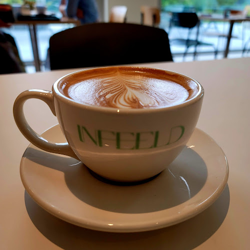 Opinii despre 인필드 în 춘천시 - 외식업