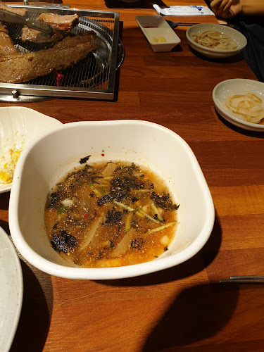 화화 돼지왕갈비 - 외식업