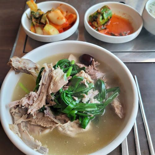 경기도 여주, 시, 강변로 60