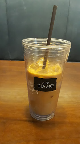 Opinii despre 카페띠아모 서홍점 în 서귀포시 - 외식업