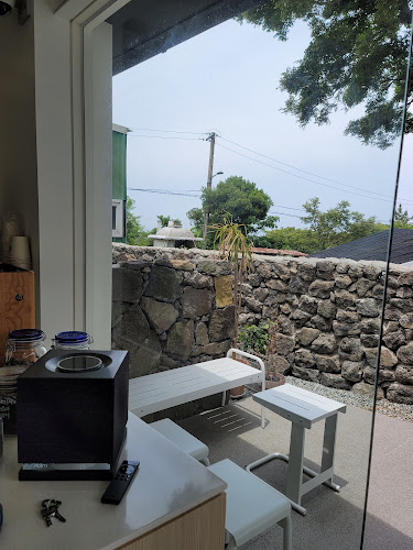 Opinii despre 노픈커피 în 제주시 - 외식업