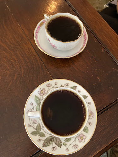 Comentarii opinii despre 재건사커피