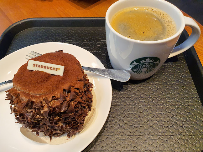 Opinii despre 스타벅스 과천이마트점 în 과천시 - 외식업