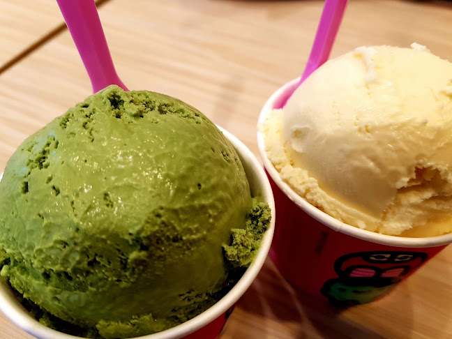 Opinii despre 배스킨라빈스 평촌학원가점 în 안양시 - 외식업