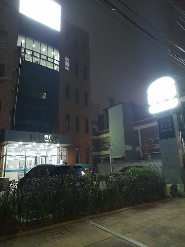 Opinii despre 프랭크버거 가맹본부 în 부천시 - 외식업