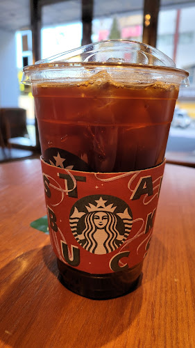 스타벅스 과천이마트점 - 외식업