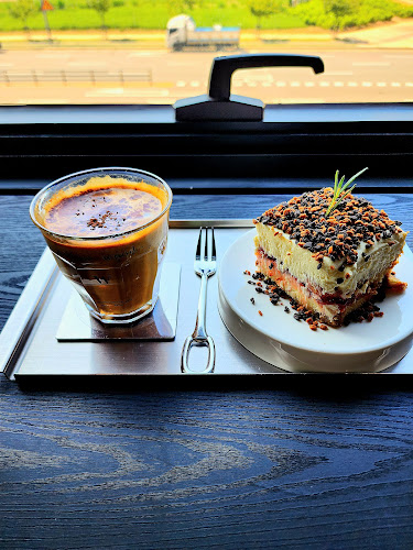 경기도 시흥시 서울대학로278번길 19-13 써밋플레이스 상가 B동 243호