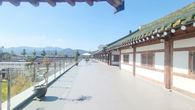 Opinii despre 플레이스 씨 în 경주시 - 외식업