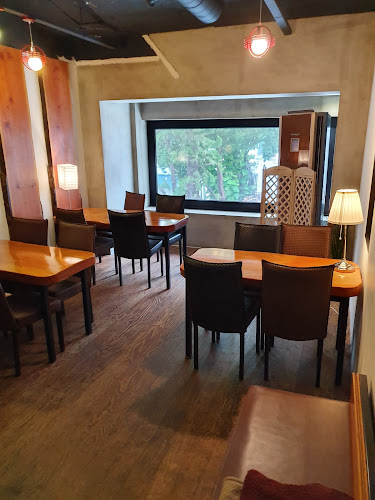 Comentarii opinii despre 롤뺑드빠리