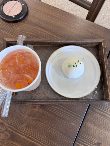 위우드커피 - 외식업