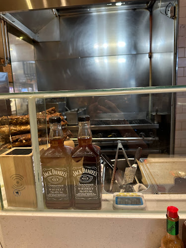 Opinii despre 로코스비비큐 현대백화점 판교점 în 성남시 - 외식업