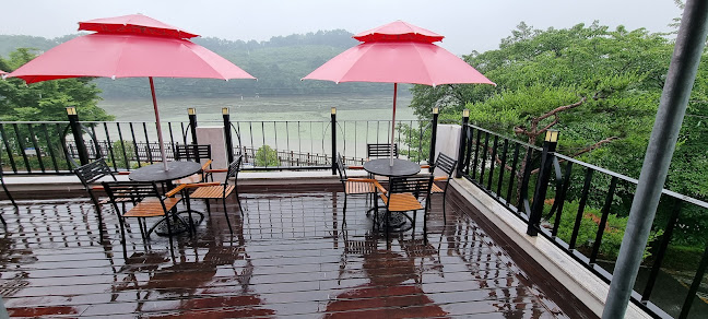 엔제리너스 진주금호못점