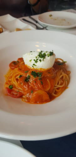 Opinii despre 바소(VASO)레스토랑 în 용인시 - 외식업