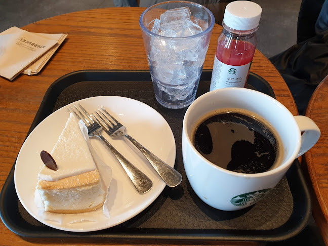 스타벅스 일산풍동DT점 - 외식업