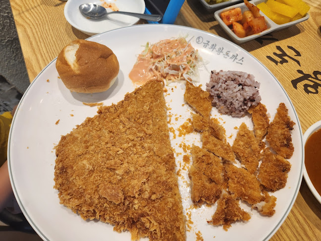 Opinii despre 금화왕돈까스 영대점 în 경산시 - 외식업